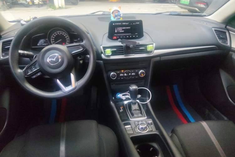 Used Mazda 3 Axela 2017 Sedan 1.5L Automatic Luxury Model Emission Standard China V Center Console