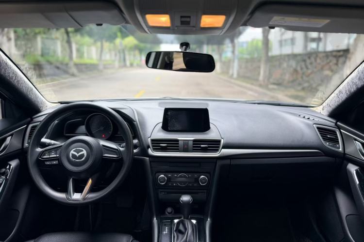 Used Mazda 3 Axela 2017 Sedan 1.5L Automatic Luxury Model Emission Standard China V Center Console