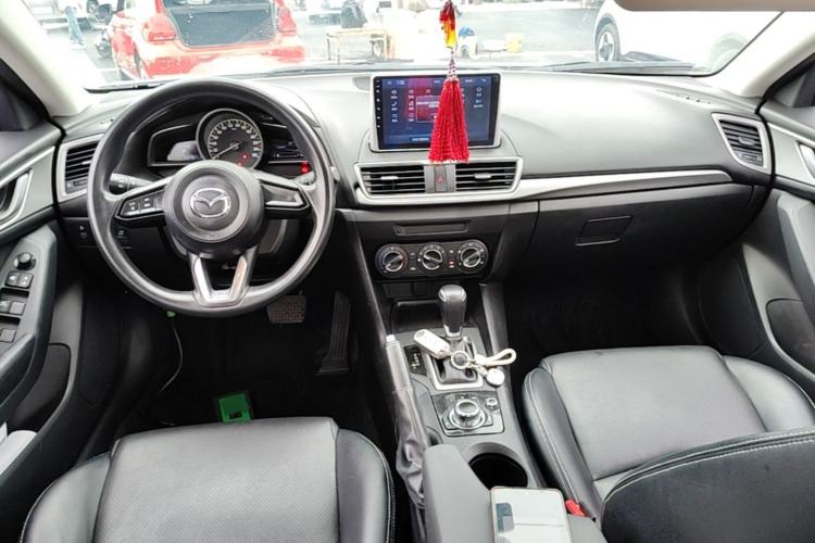 Used Mazda 3 Axela 2017 Sedan 1.5L Automatic Comfort Model Emission Standard China V Center Console