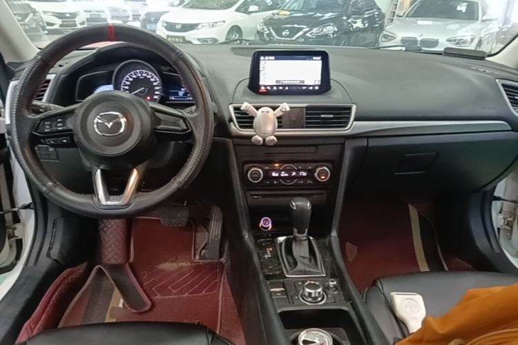 Used Mazda 3 Axela 2017 Sedan 1.5L Automatic Luxury Model Emission Standard China V Center Console