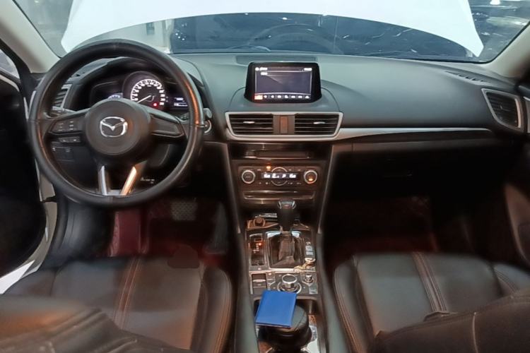Used Mazda 3 Axela 2017 Sedan 1.5L Automatic Luxury Model Emission Standard China V Center Console