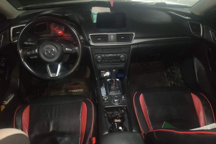 Used Mazda 3 Axela 2017 Sedan 1.5L Automatic Luxury Model Emission Standard China V Center Console
