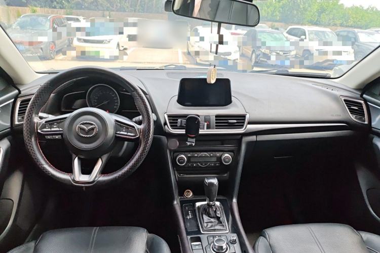 Used Mazda 3 Axela 2017 Sedan 2.0L Automatic Prestige Model China V Standard Center Console