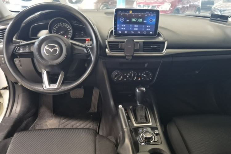 Used Mazda 3 Axela 2017 Sedan 1.5L Automatic Comfort Model Emission Standard China V Center Console