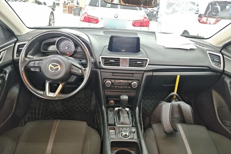 Used Mazda 3 Axela 2017 Sedan 1.5L Automatic Luxury Model Emission Standard China V Center Console