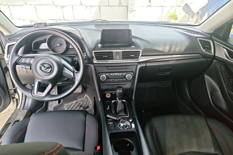 Used Mazda 3 Axela 2017 Sedan 1.5L Automatic Luxury Model Emission Standard China V Center Console
