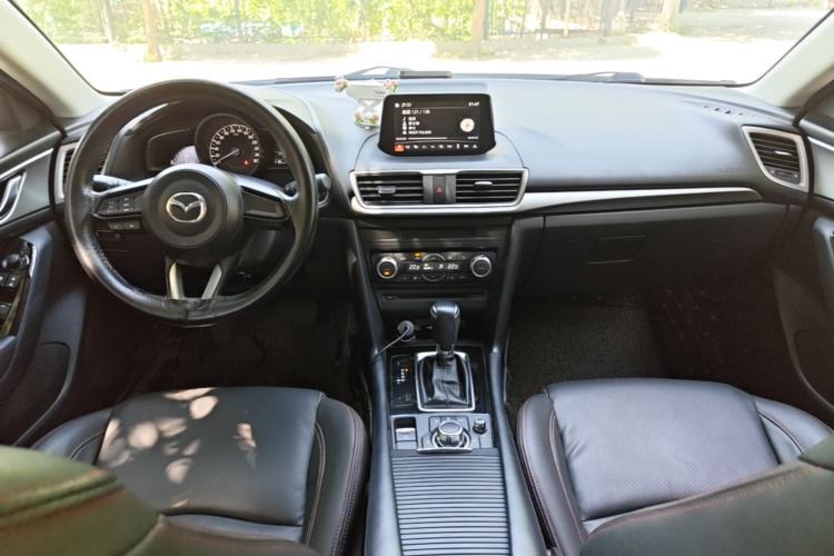 Used Mazda 3 Axela 2017 Sedan 1.5L Automatic Luxury Model Emission Standard China V Center Console