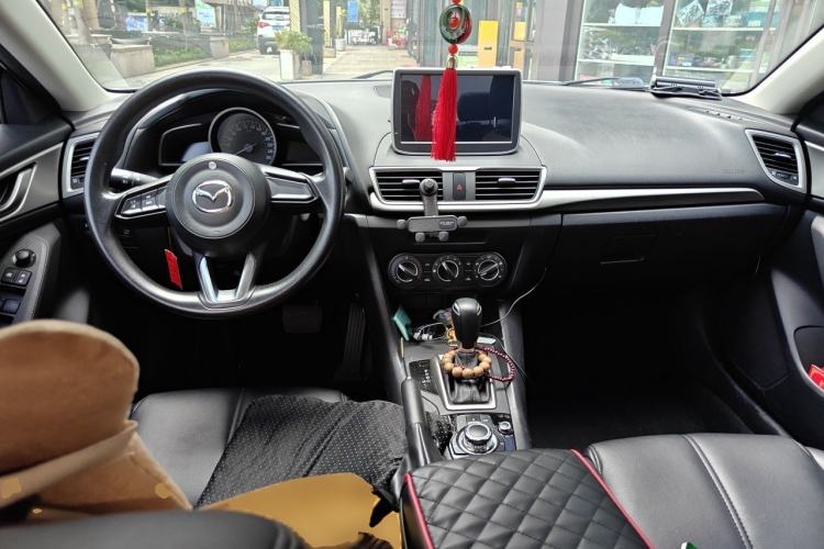 Used Mazda 3 Axela 2017 Sedan 1.5L Automatic Comfort Model Emission Standard China V Center Console