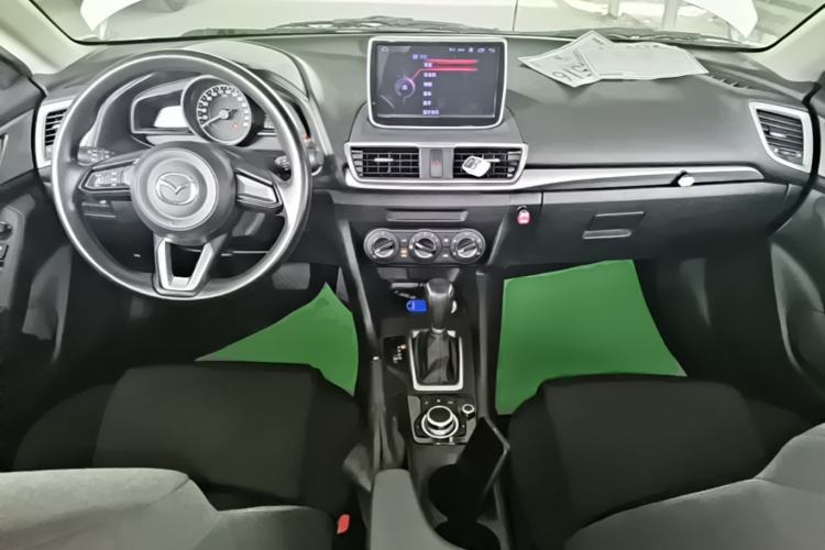 Used Mazda 3 Axela 2017 Sedan 1.5L Automatic Comfort Model Emission Standard China V Center Console