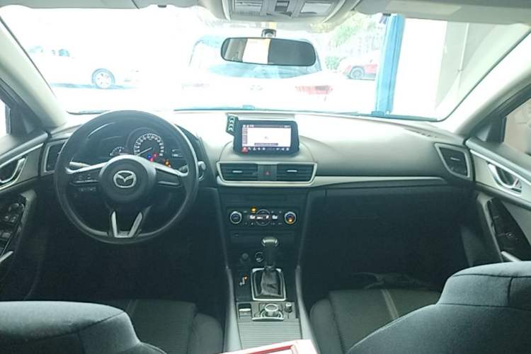 Used Mazda 3 Axela 2017 Sedan 1.5L Automatic Luxury Model Emission Standard China V Center Console