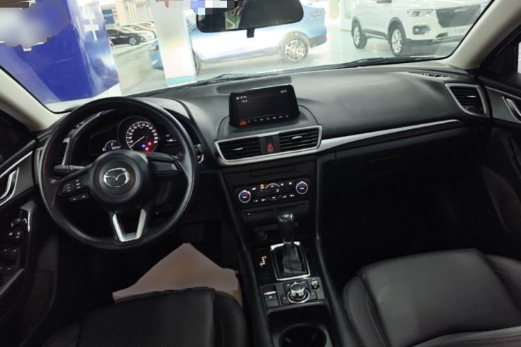 Used Mazda 3 Axela 2017 Sedan 1.5L Automatic Luxury Model Emission Standard China V Center Console