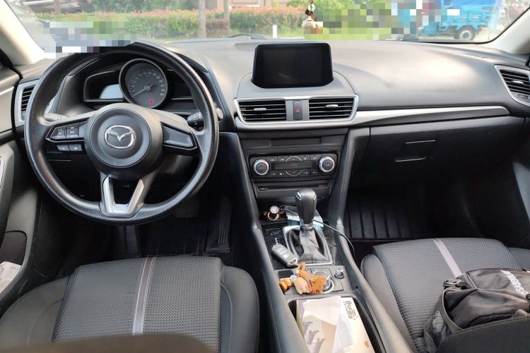 Used Mazda 3 Axela 2017 Sedan 1.5L Automatic Luxury Model Emission Standard China V Center Console