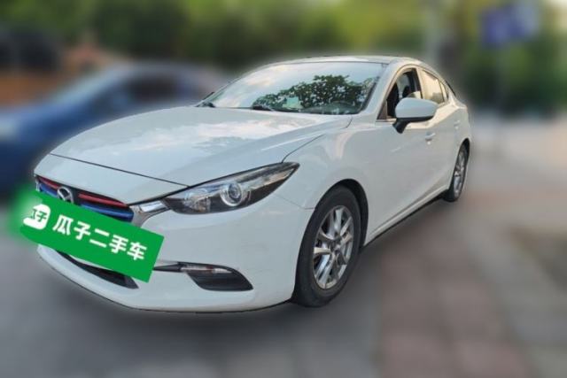 Używany Mazda 3 Axela 2017 Sedan 1.5L Automatic Comfort Model Emission Standard China V