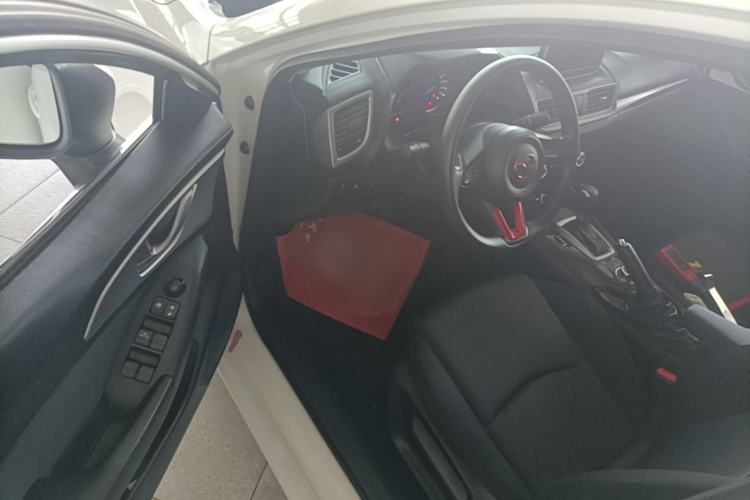 Used Mazda 3 Axela 2017 Sedan 1.5L Automatic Comfort Model Emission Standard China V Driver Seat