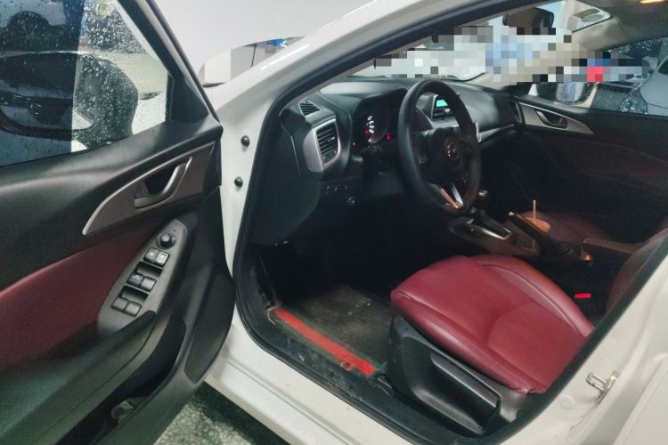 Used Mazda 3 Axela 2017 Sedan 1.5L Automatic Comfort Model China VI Standard Driver Seat
