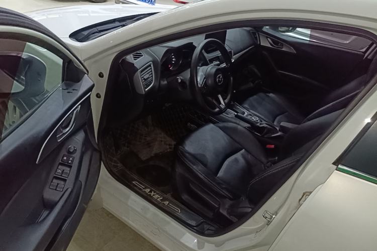 Used Mazda 3 Axela 2017 Sedan 1.5L Automatic Comfort Model Emission Standard China V Driver Seat