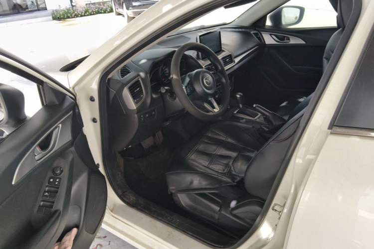 Used Mazda 3 Axela 2017 Sedan 1.5L Automatic Comfort Model Emission Standard China V Driver Seat
