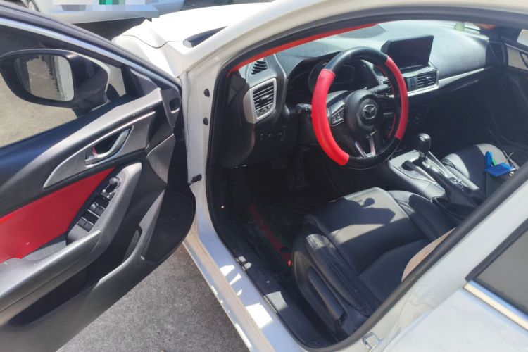 Used Mazda 3 Axela 2017 Sedan 1.5L Automatic Comfort Model Emission Standard China V Driver Seat