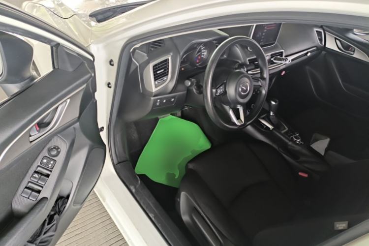 Used Mazda 3 Axela 2017 Sedan 1.5L Automatic Comfort Model Emission Standard China V Driver Seat
