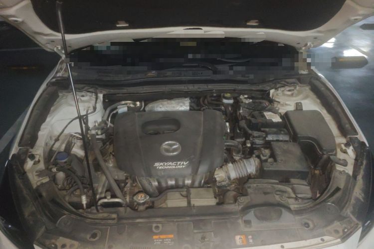 Used Mazda 3 Axela 2017 Sedan 1.5L Automatic Luxury Model Emission Standard China V Engine Bay