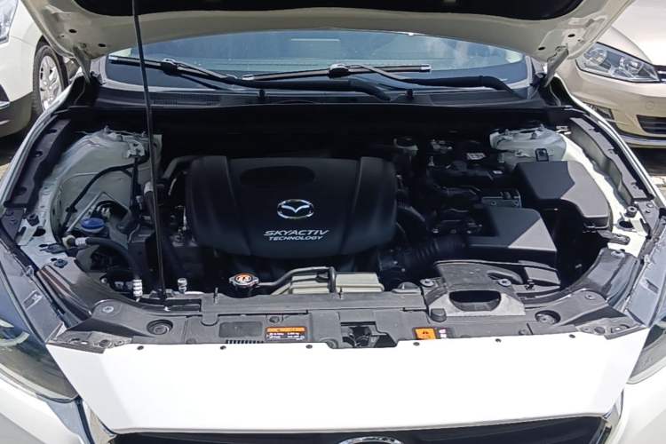 Used Mazda 3 Axela 2017 Hatchback 1.5L Automatic Luxury Model Emission Standard China V Engine Bay