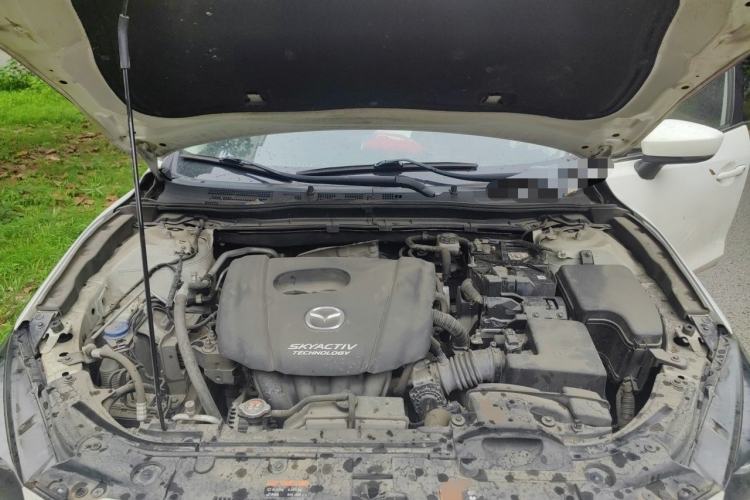 Used Mazda 3 Axela 2017 Sedan 1.5L Automatic Luxury Model Emission Standard China V Engine Bay