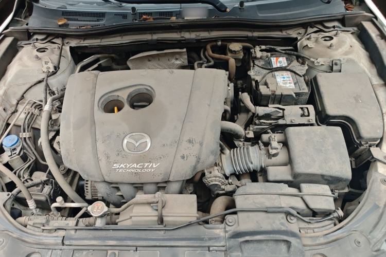 Used Mazda 3 Axela 2017 Sedan 2.0L Automatic Prestige Model China VI Standard Engine Bay