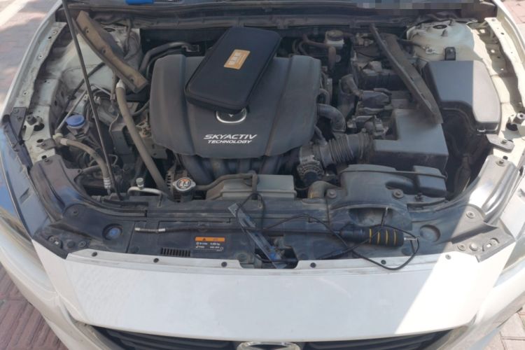 Used Mazda 3 Axela 2017 Sedan 1.5L Automatic Luxury Model Emission Standard China V Engine Bay