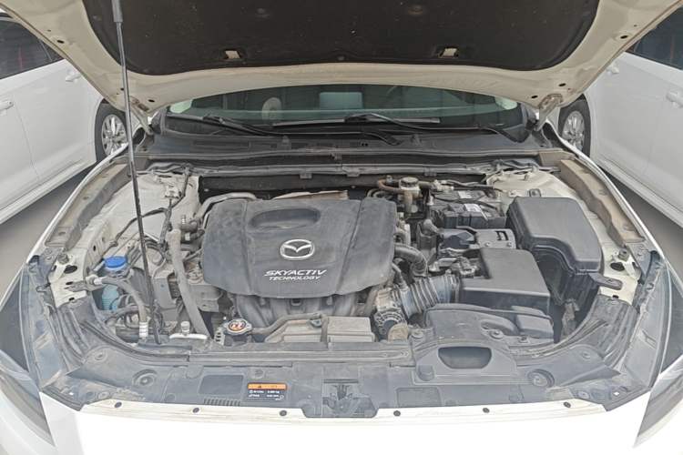 Used Mazda 3 Axela 2017 Sedan 1.5L Automatic Luxury Model Emission Standard China V Engine Bay