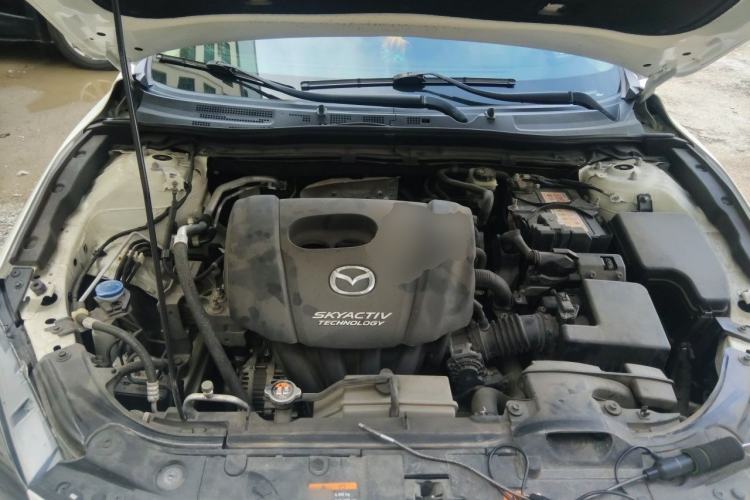 Used Mazda 3 Axela 2017 Sedan 1.5L Automatic Luxury Model Emission Standard China V Engine Bay
