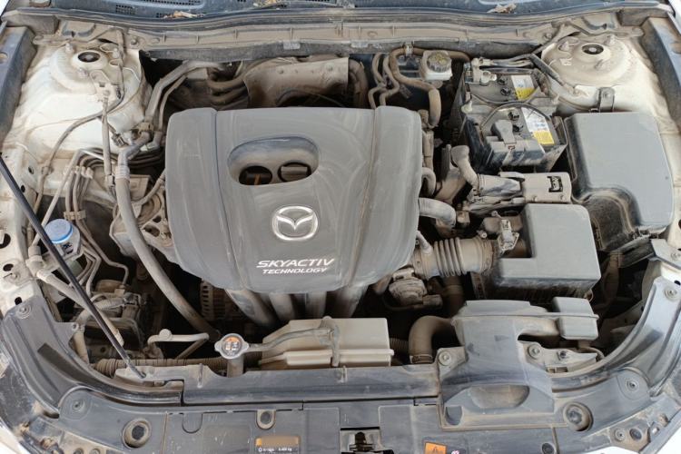 Used Mazda 3 Axela 2017 Sedan 1.5L Automatic Luxury Model Emission Standard China V Engine Bay