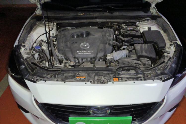 Used Mazda 3 Axela 2017 Hatchback 2.0L Automatic Luxury Model China VI Standard Engine Bay