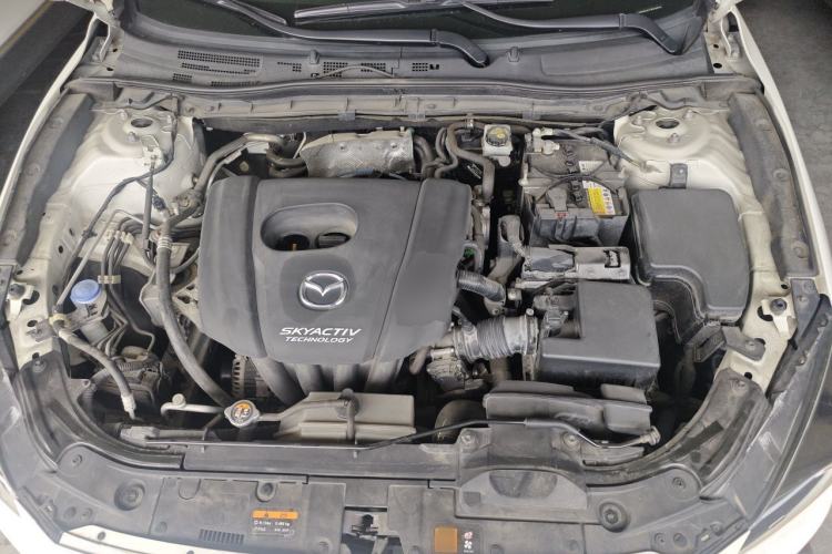 Used Mazda 3 Axela 2017 Hatchback 1.5L Automatic Luxury Model Emission Standard China V Engine Bay