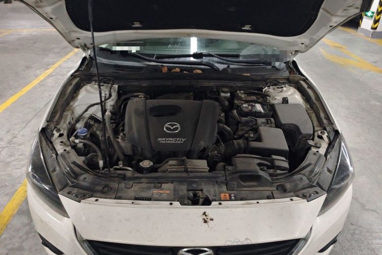 Used Mazda 3 Axela 2017 Sedan 1.5L Automatic Luxury Model Emission Standard China V Engine Bay