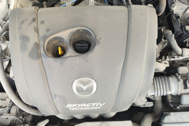 Used Mazda 3 Axela 2017 Sedan 2.0L Automatic Prestige Model China V Standard Engine Bay