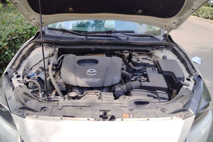 Used Mazda 3 Axela 2017 Sedan 1.5L Automatic Luxury Model Emission Standard China V Engine Bay