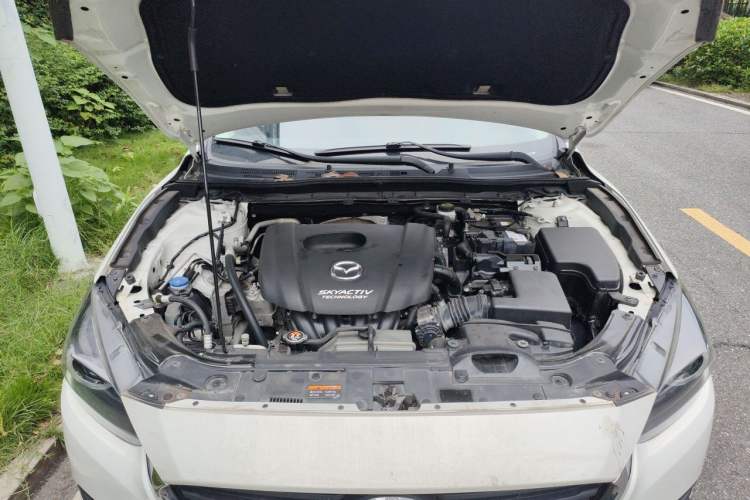 Used Mazda 3 Axela 2017 Sedan 1.5L Automatic Luxury Model Emission Standard China V Engine Bay