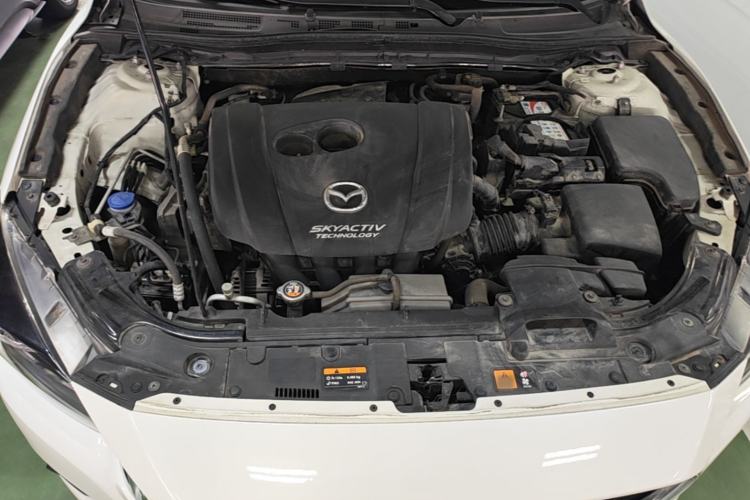 Used Mazda 3 Axela 2017 Hatchback 2.0L Automatic Sport Model China V Emission Standard Engine Bay