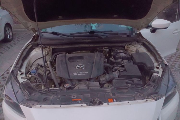 Used Mazda 3 Axela 2017 Sedan 1.5L Automatic Luxury Model Emission Standard China V Engine Bay