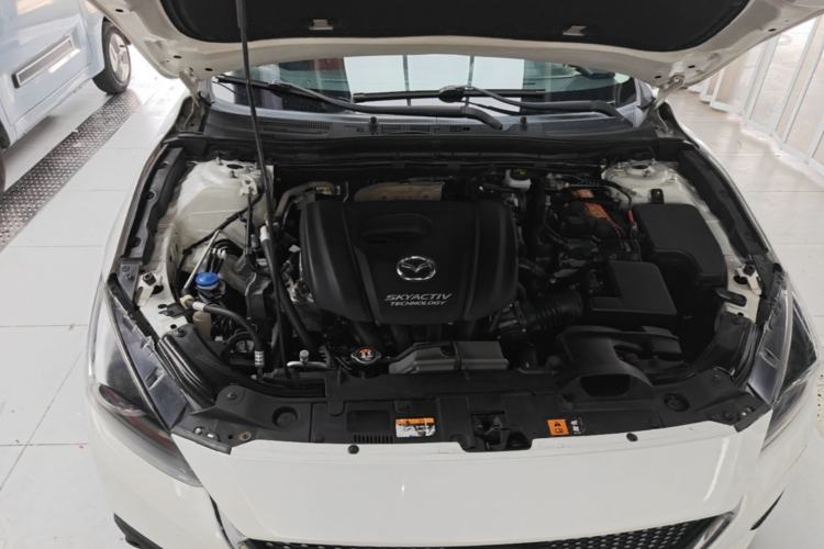 Used Mazda 3 Axela 2017 Sedan 1.5L Automatic Luxury Model Emission Standard China V Engine Bay