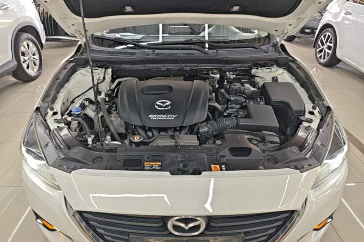 Used Mazda 3 Axela 2017 Sedan 1.5L Automatic Luxury Model Emission Standard China V Engine Bay