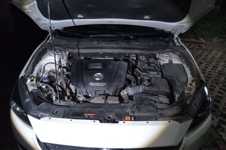 Used Mazda 3 Axela 2017 Sedan 1.5L Automatic Comfort Model China VI Standard Engine Bay