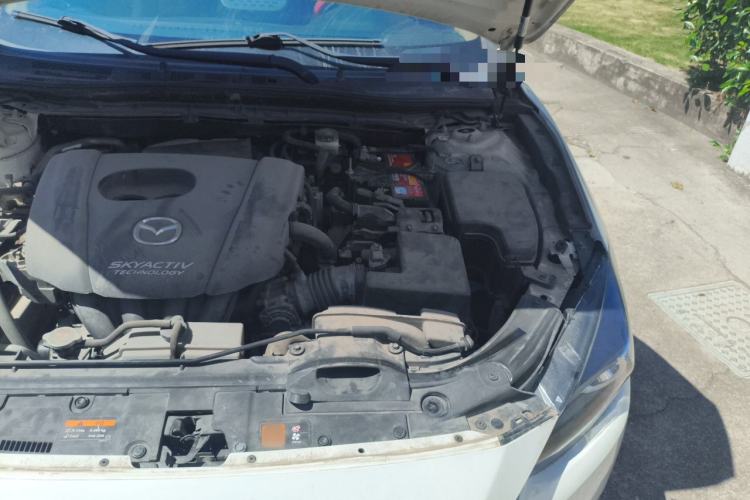 Used Mazda 3 Axela 2017 Sedan 1.5L Automatic Comfort Model Emission Standard China V Engine Bay Left