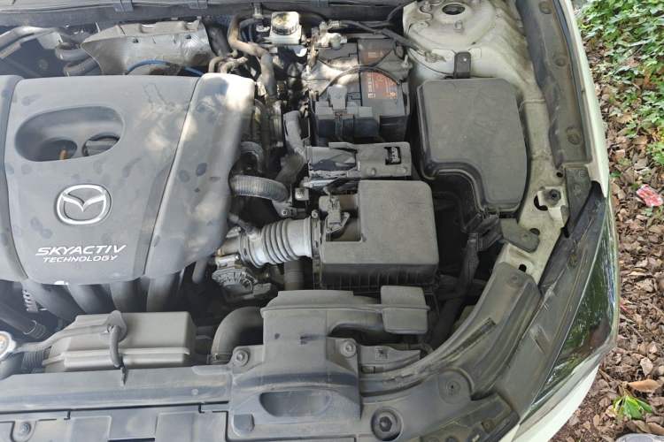 Used Mazda 3 Axela 2017 Sedan 1.5L Automatic Prestige Model China V Standard Engine Bay Left
