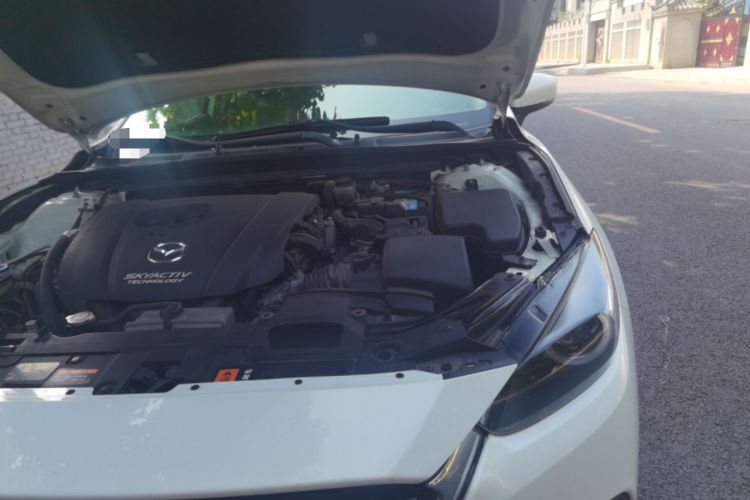 Used Mazda 3 Axela 2017 Hatchback 2.0L Automatic Luxury Model Emission Standard China V Engine Bay Left