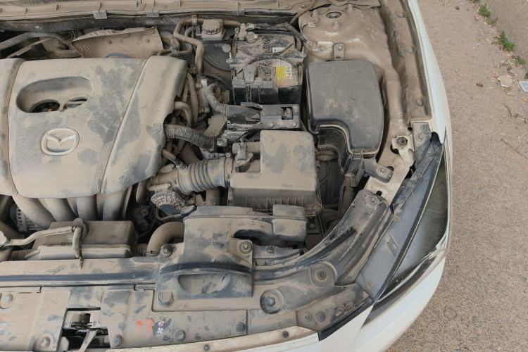 Used Mazda 3 Axela 2017 Sedan 1.5L Manual Comfort Model Emission Standard China V Engine Bay Left