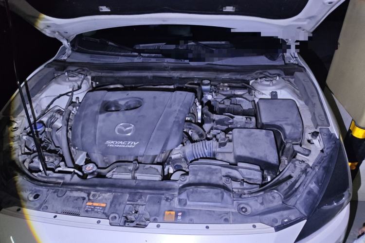 Used Mazda 3 Axela 2017 Hatchback 2.0L Automatic Luxury Model Emission Standard China V Engine Bay Left