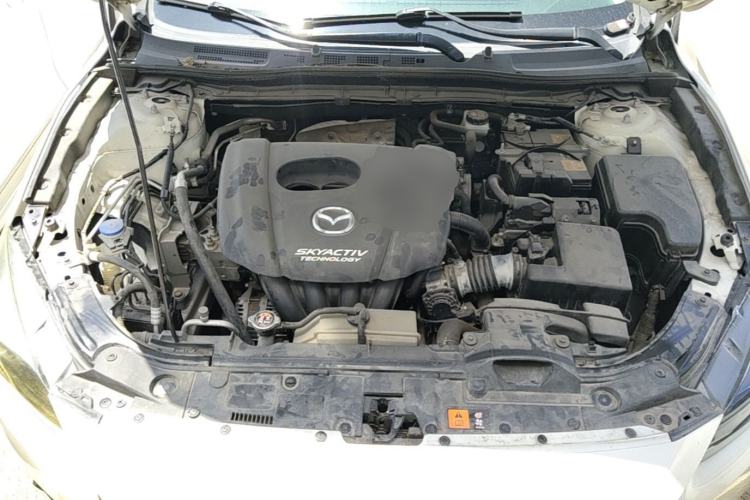 Used Mazda 3 Axela 2017 Sedan 1.5L Automatic Luxury Model Emission Standard China V Engine Bay