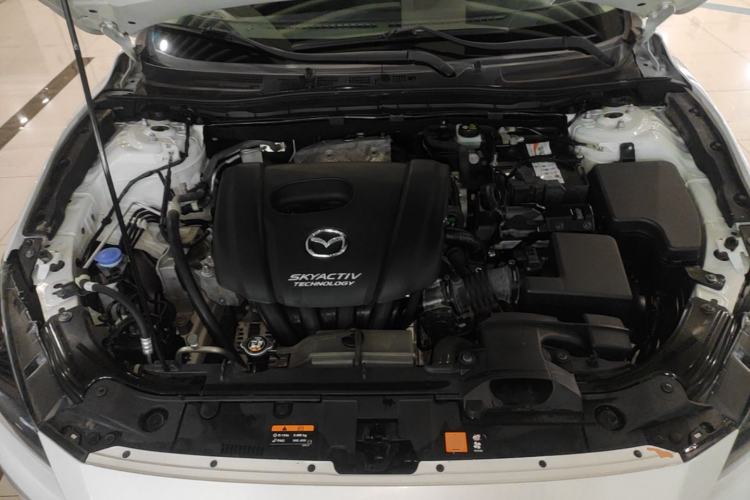 Used Mazda 3 Axela 2017 Sedan 1.5L Automatic Luxury Model Emission Standard China V Engine Bay