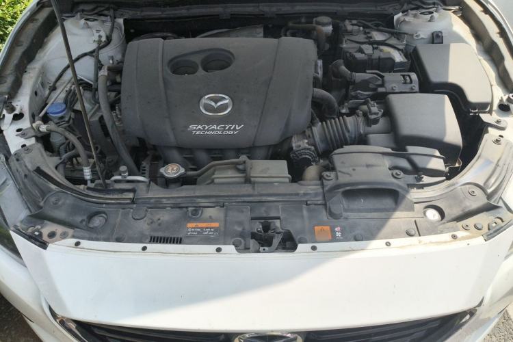 Used Mazda 3 Axela 2017 Hatchback 2.0L Automatic Luxury Model Emission Standard China V Engine Bay
